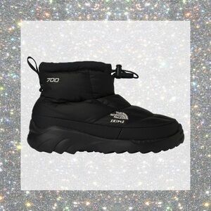 The North Face X SKIMS NUPTSE TRACTION CHUKKA in Onyx W size 6 (M size 5) BNIB!